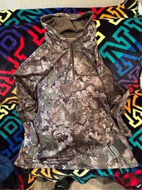 Men's Camouflage Hooded Pullover Shirt - Brown/Green Camo